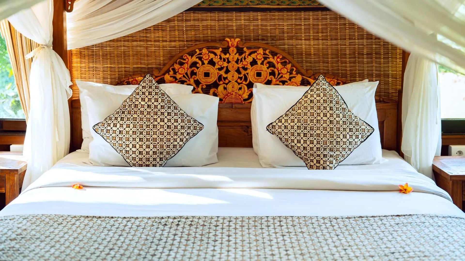 Gusde Tranquil Villas By Eps Ubud  Indonesia
